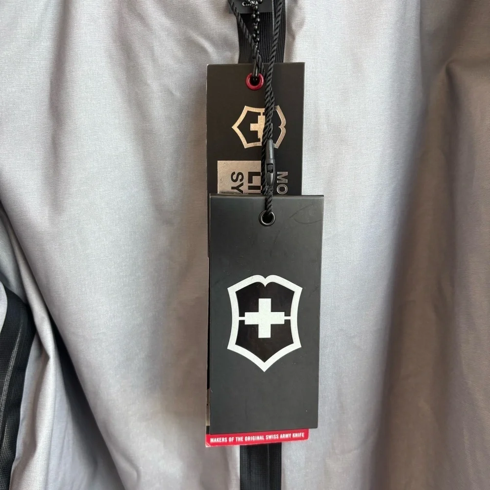 NWT Victorinox Men's Lenzburg Longline Waterproof Jacket in Black, Size S